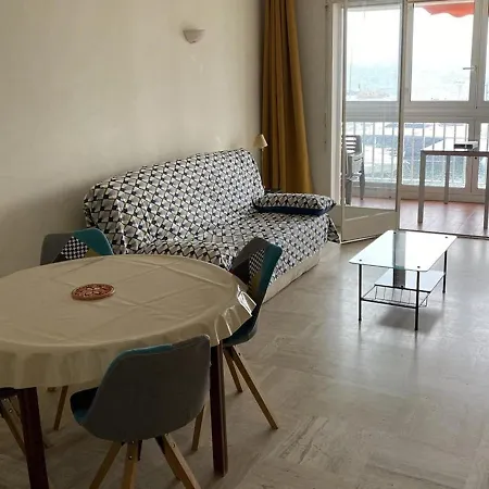 1 Face Aux Iles D'or Avec Parking, Port D'hyeres - Fr-1-335-182 Apartamento *