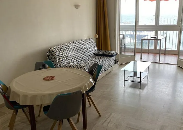 1 Face Aux Iles D'or Avec Parking, Port D'hyeres - Fr-1-335-182 Lejlighed *